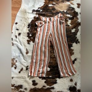 Billabong Pants. Size M